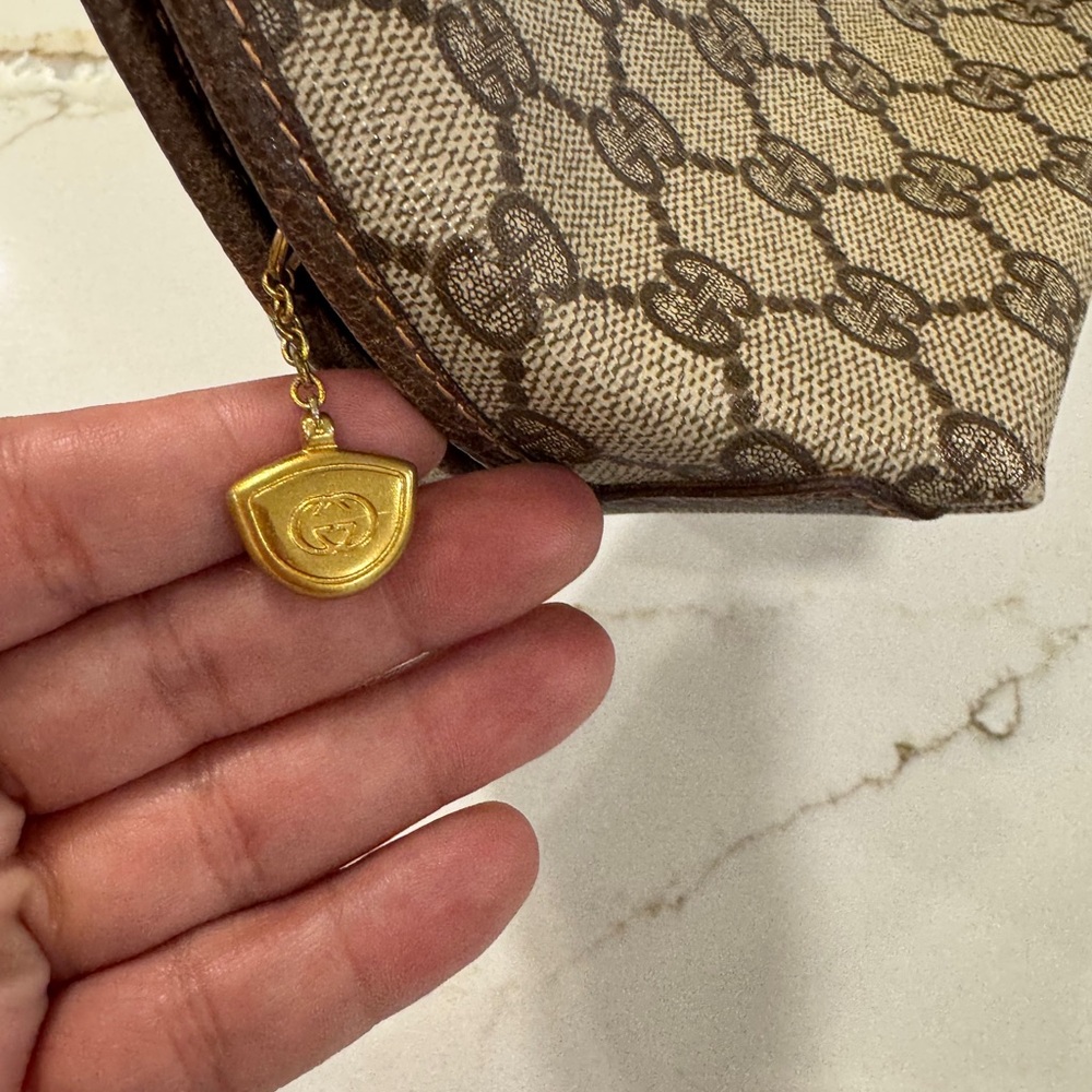Vintage Gucci GG Supreme Clutch Pouch – Made in Italy - Picture 13 of 15